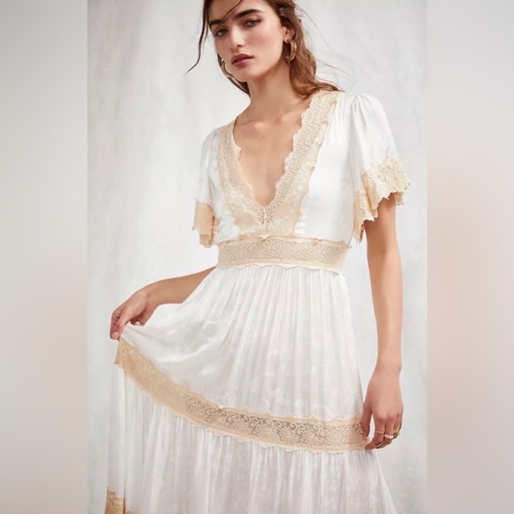 Spell and the Gypsy X Free People - Ocean Gown - White - Rare SZ Large - NWT - Picture 7 of 7